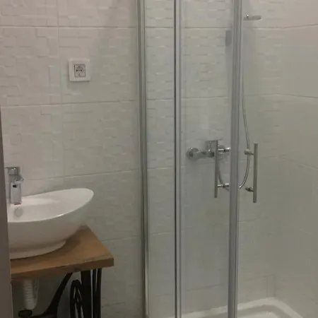 Cricket Park Vandrarhem