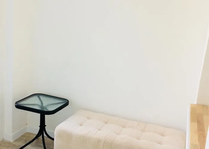 Hostel Cricket Park Belgrade