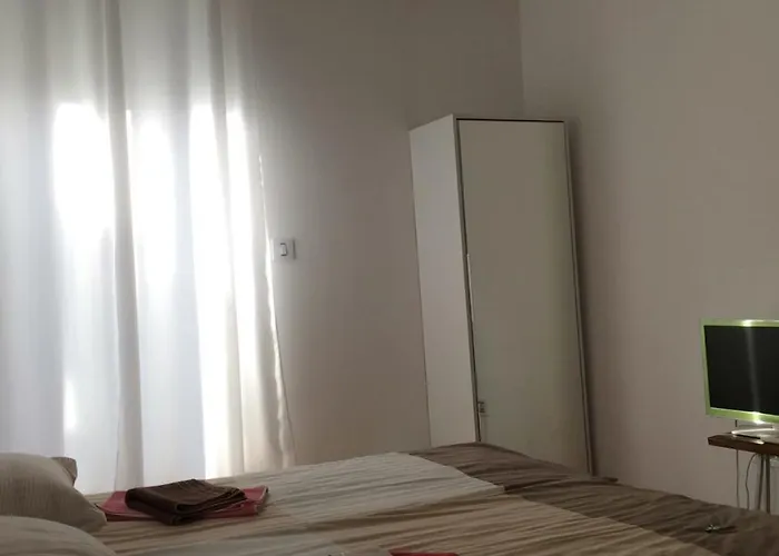 Cricket Park Hostal Belgrado